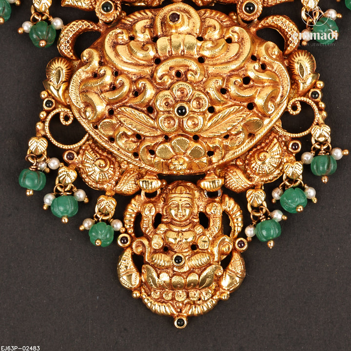 Short Necklace Antique