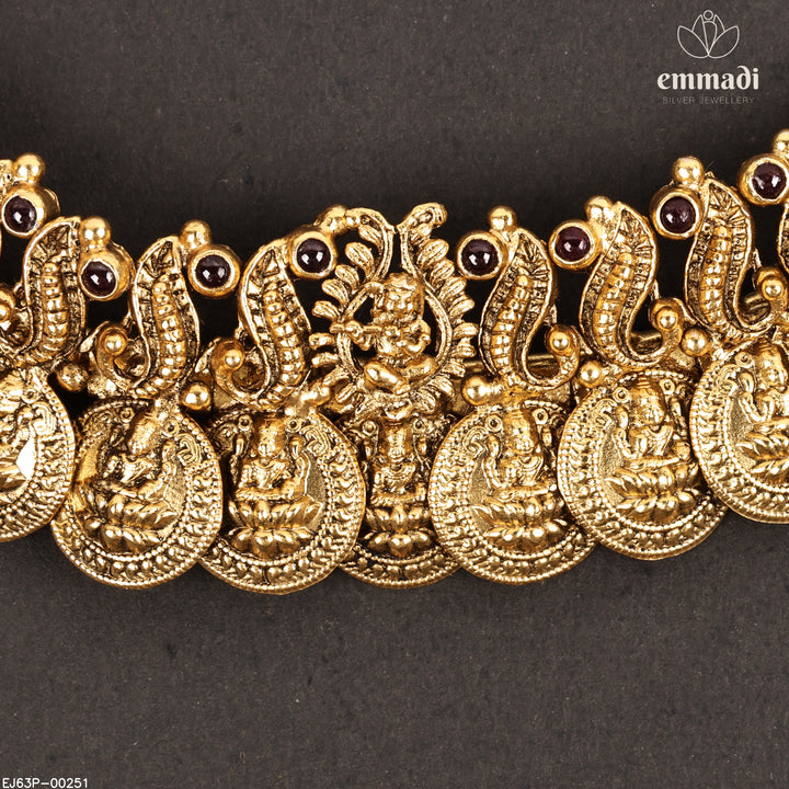 Short Necklace Antique