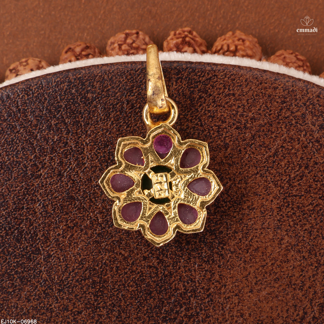 Pendant Antique