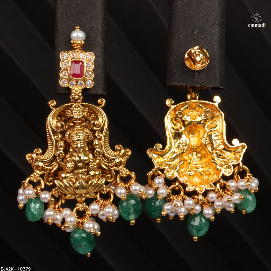 Hangings Antique