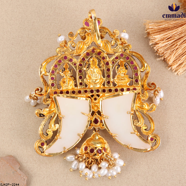 Pendant Antique