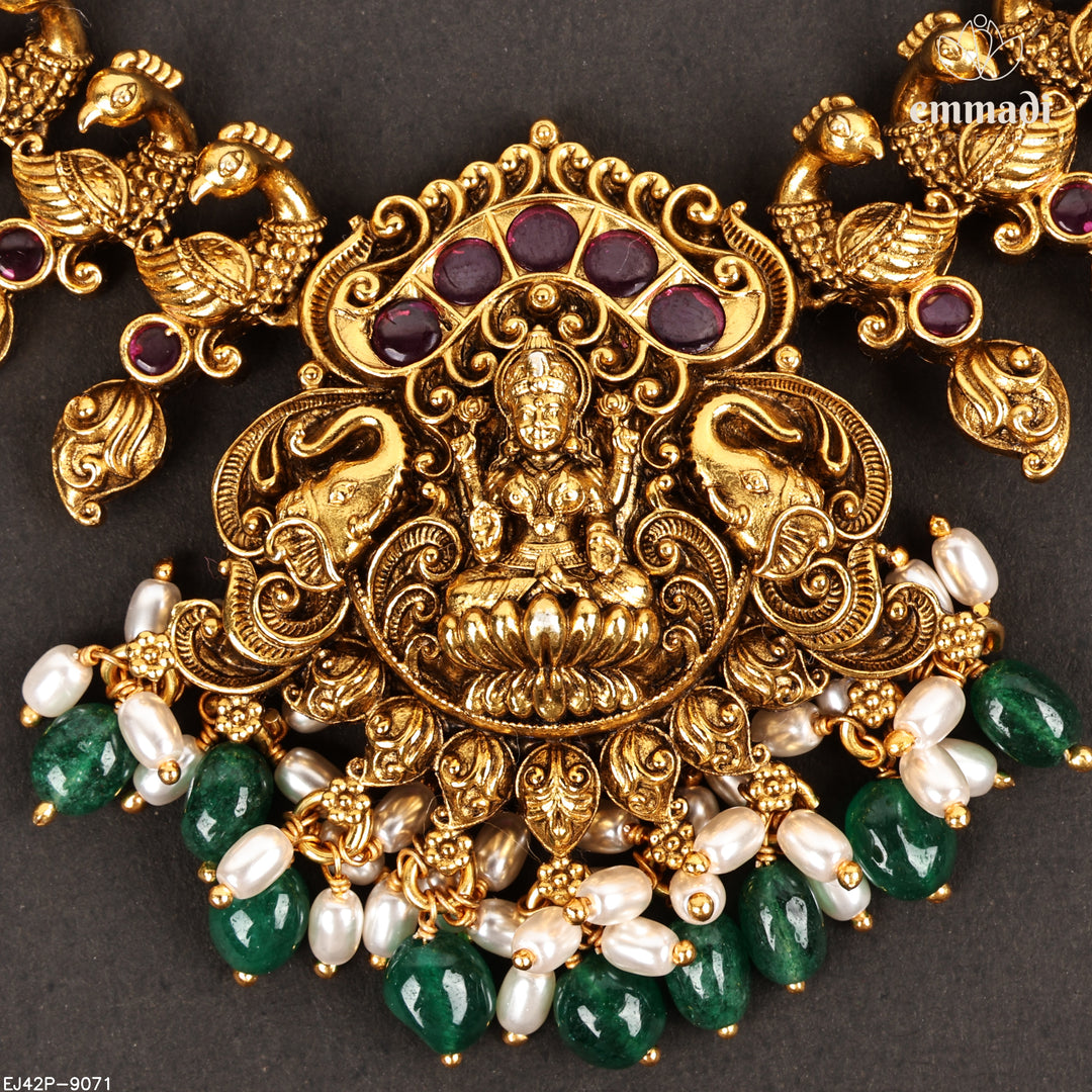 Short Necklace Antique