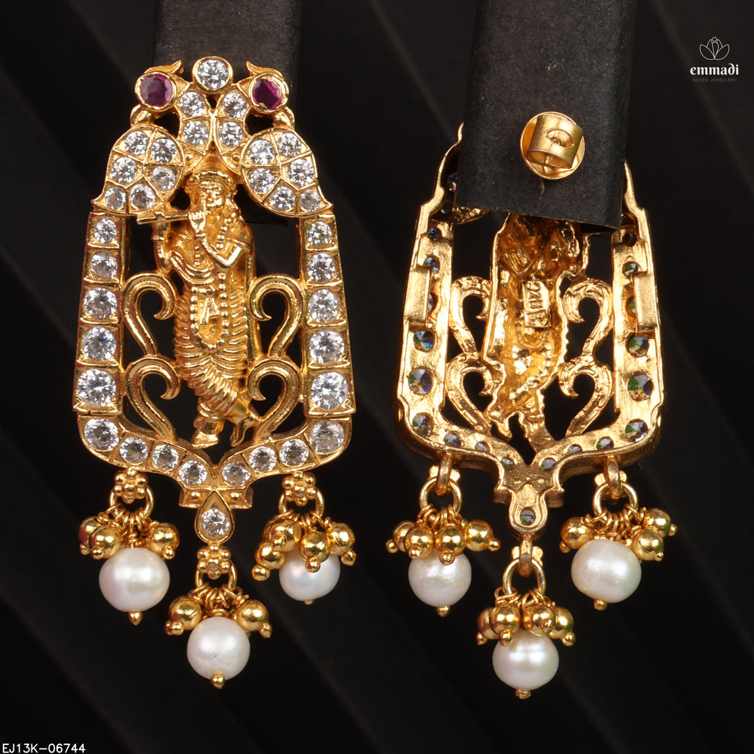 Hangings Antique