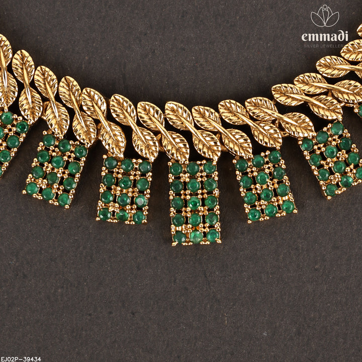Short Necklace Antique