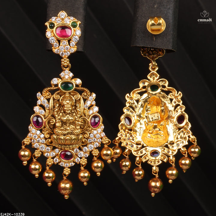 Hangings Antique
