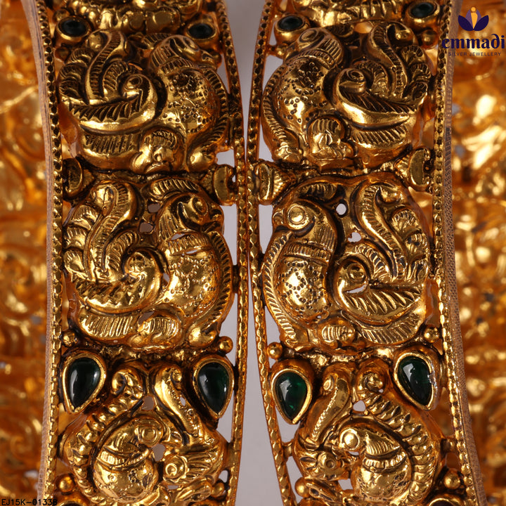 Bangles Kundan Nakshi