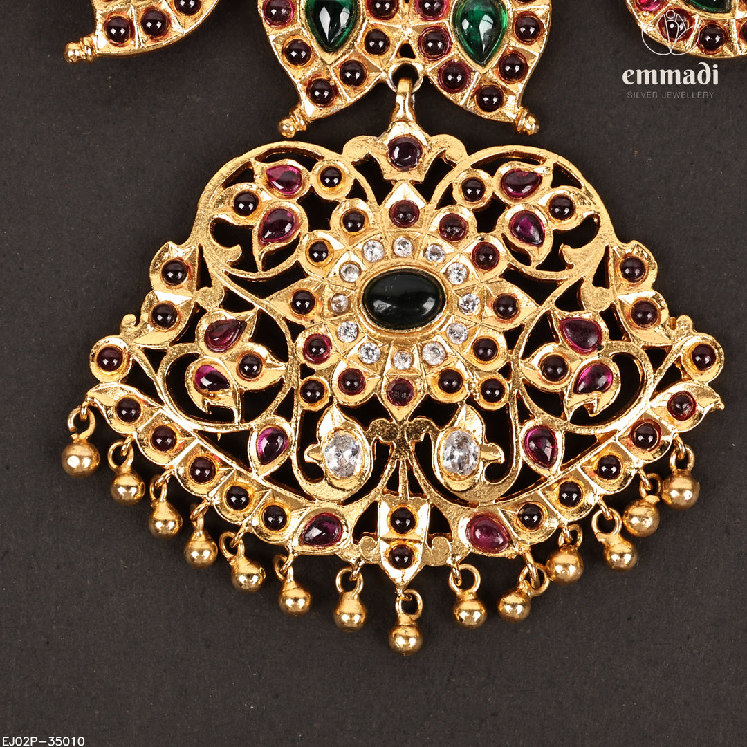 Short Necklace Antique