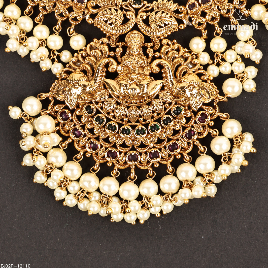 Short Necklace Antique