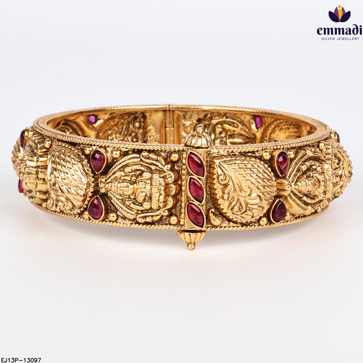 Bangles Nakshi