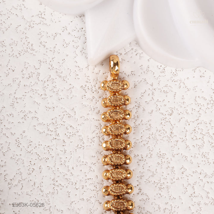 Short Necklace Antique