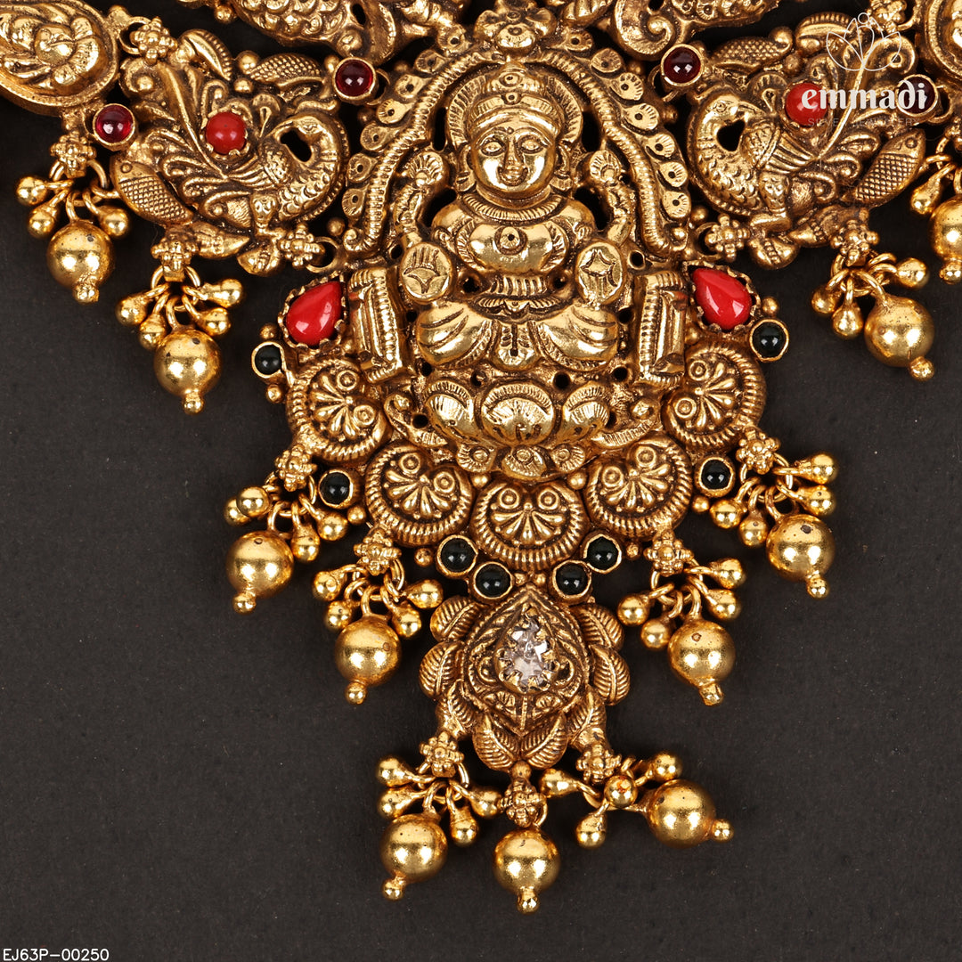 Short Necklace Antique