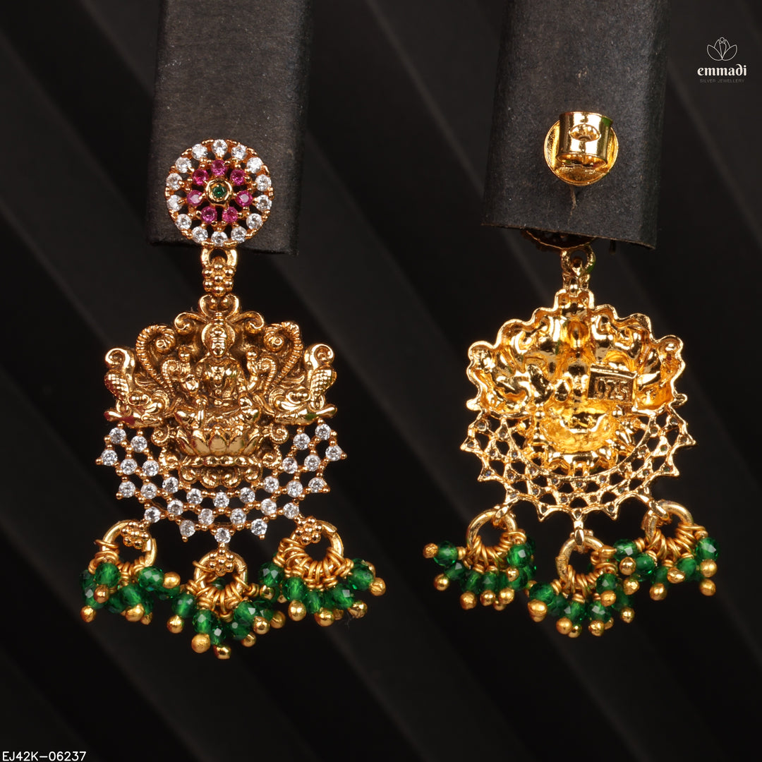 Hangings Antique
