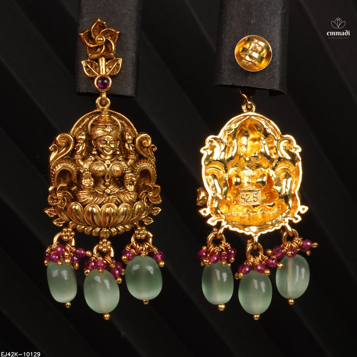 Hangings Antique