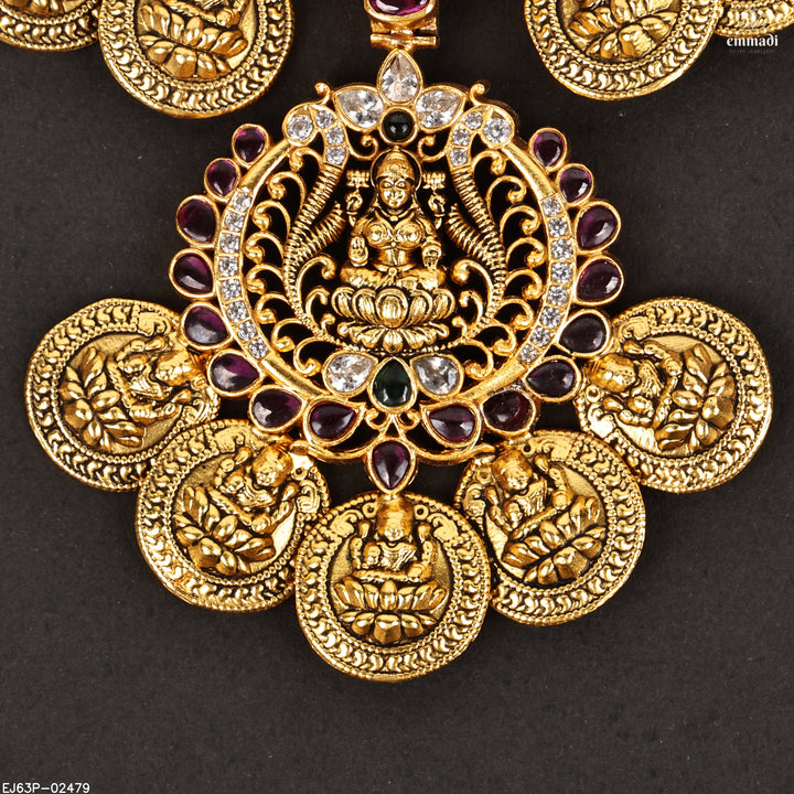 Short Necklace Antique