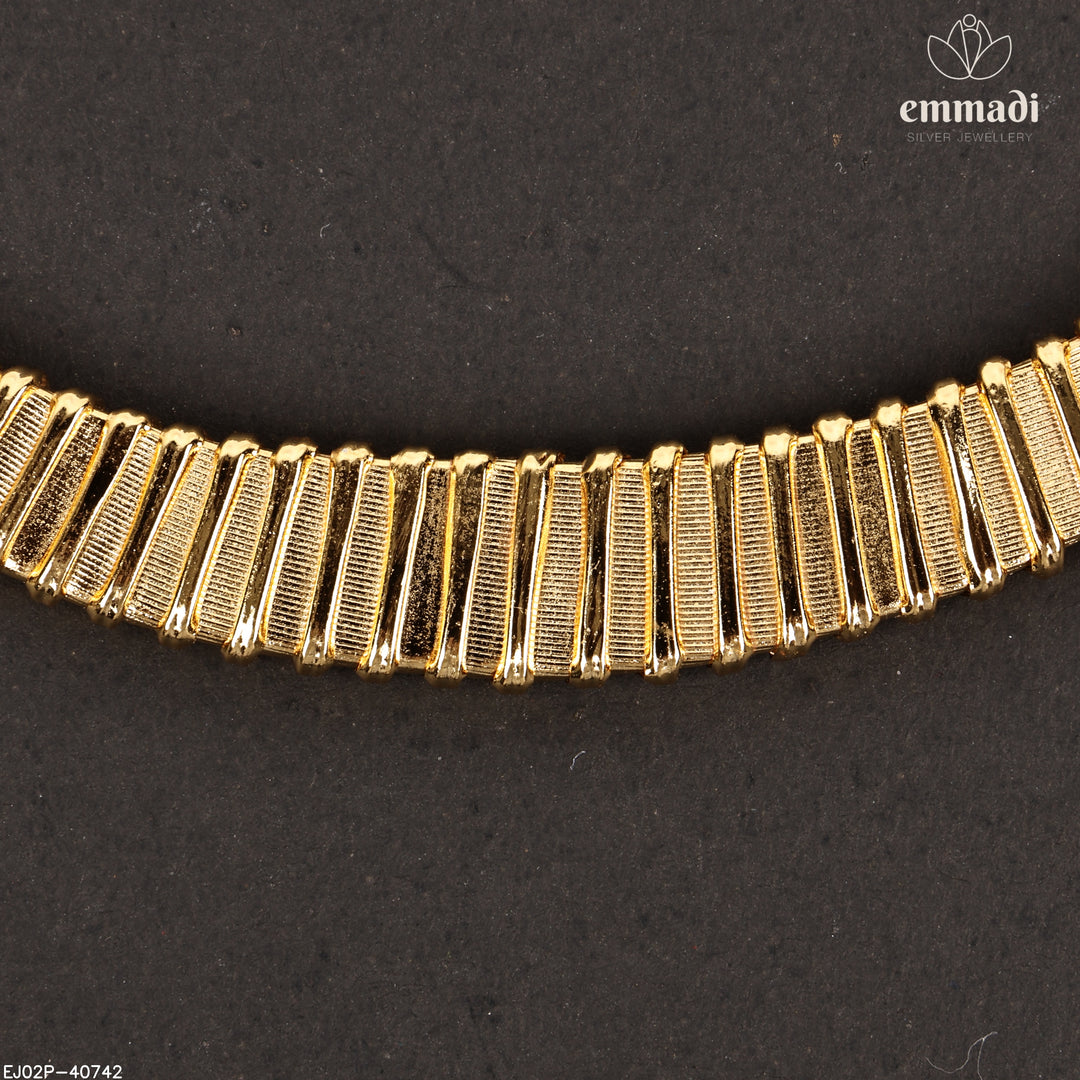 Short Necklace Antique