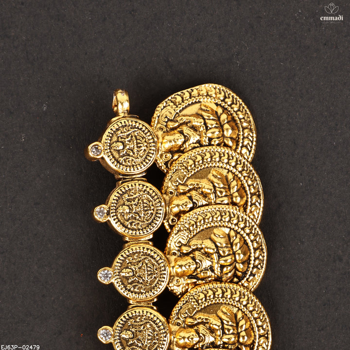 Short Necklace Antique