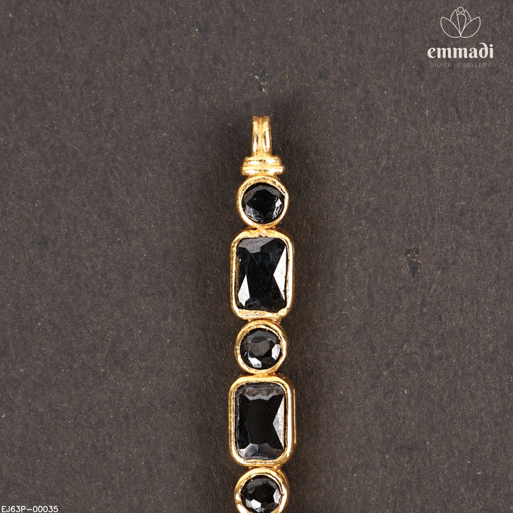 Short Necklace Antique