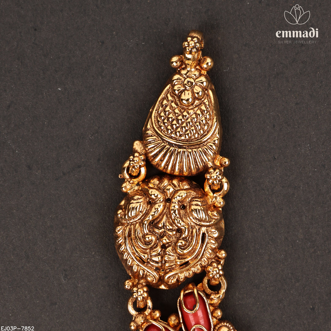 Short Necklace Antique