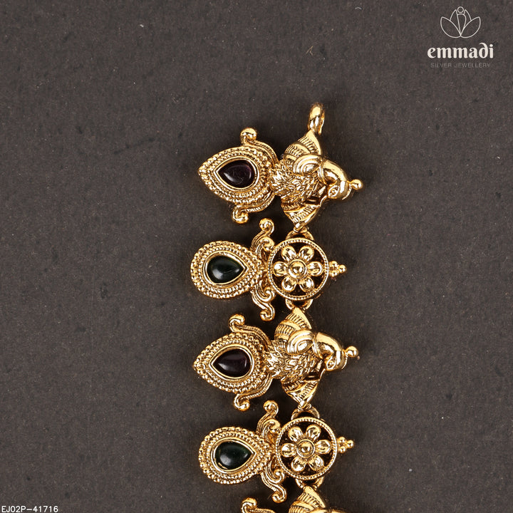 Short Necklace Antique