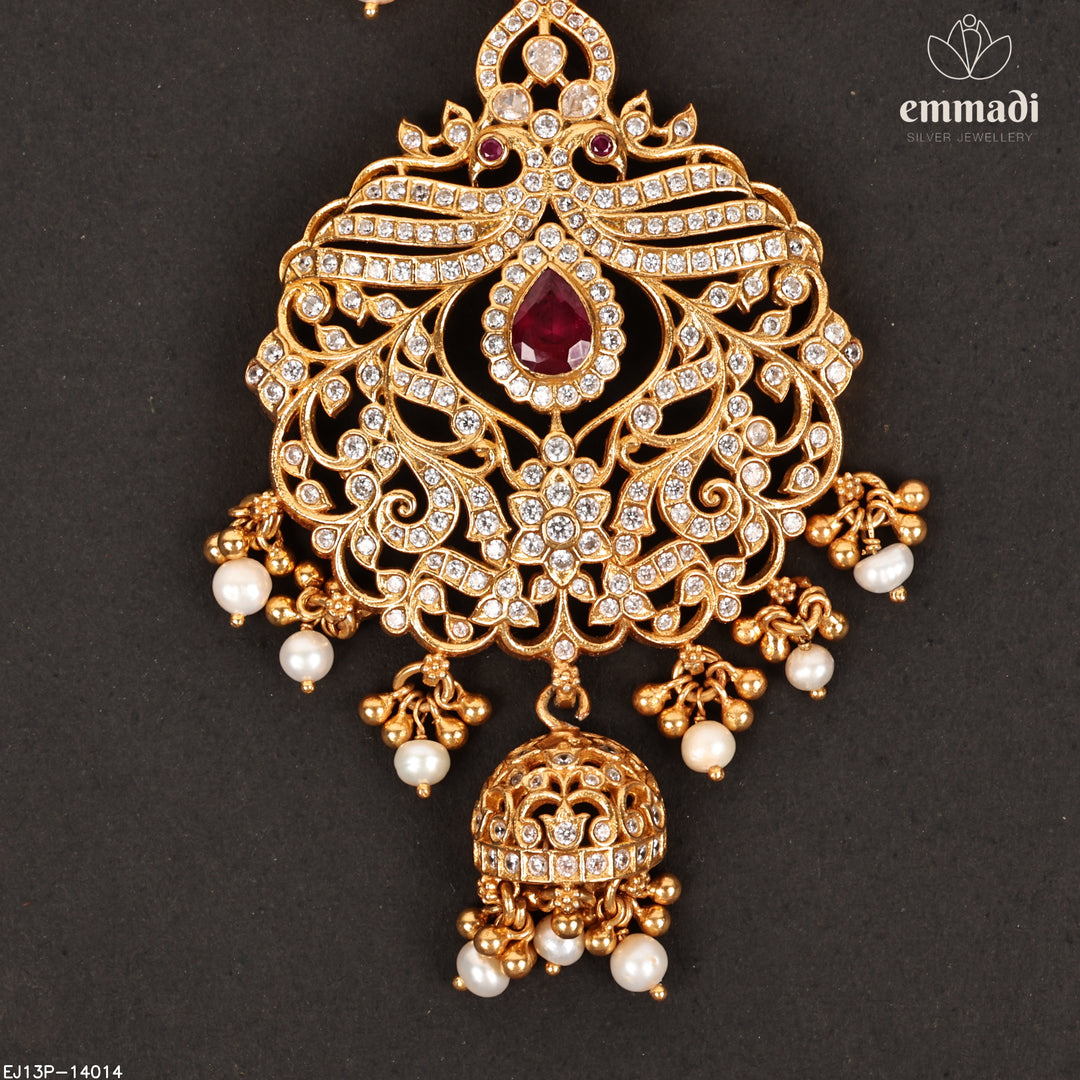 Short Necklace Antique