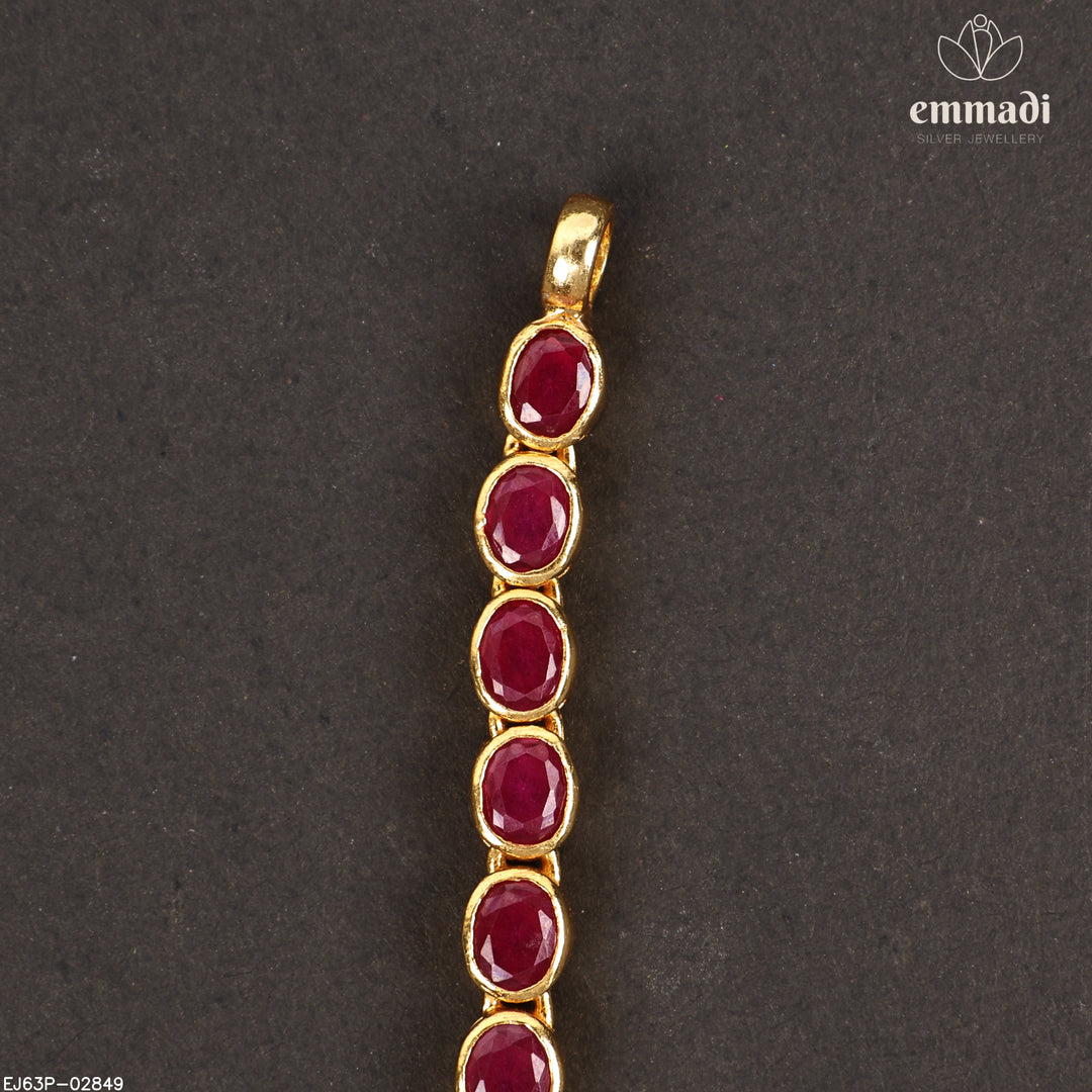 Short Necklace Antique