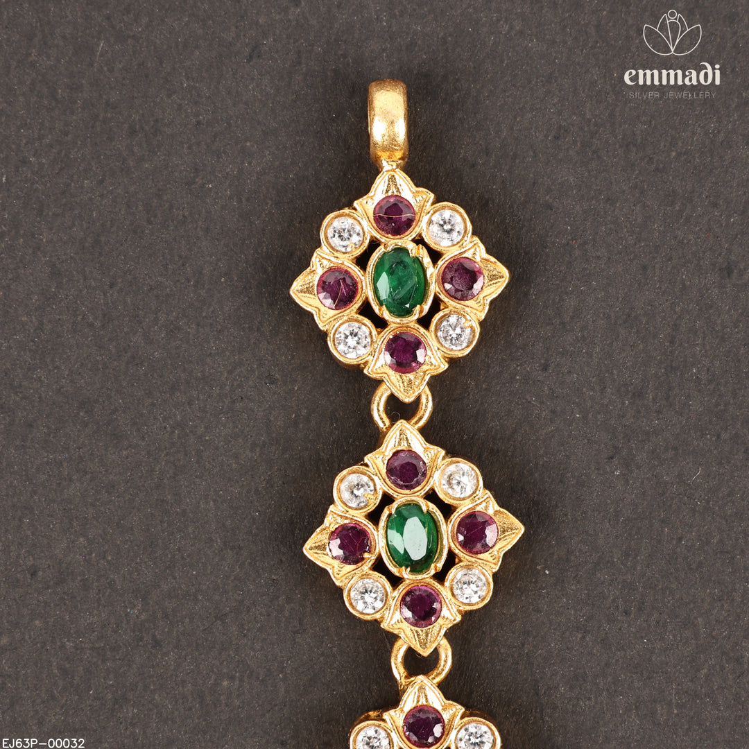 Short Necklace Antique