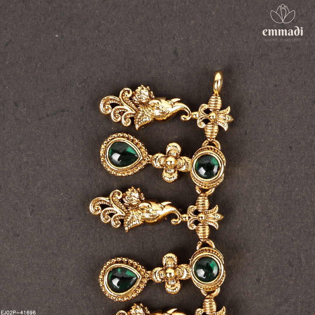 Short Necklace Antique