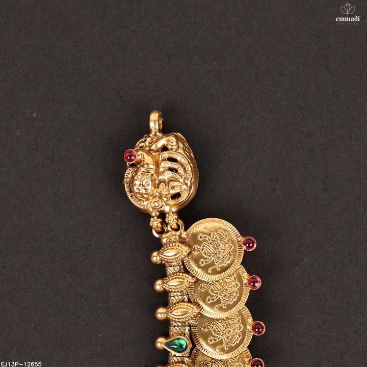 Short Necklace Antique