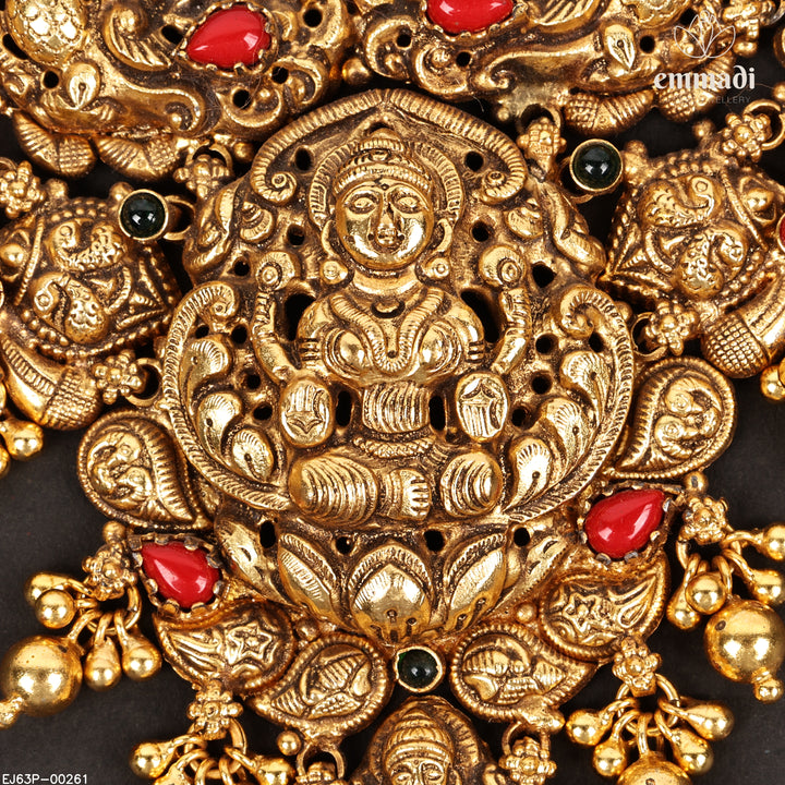 Short Necklace Antique
