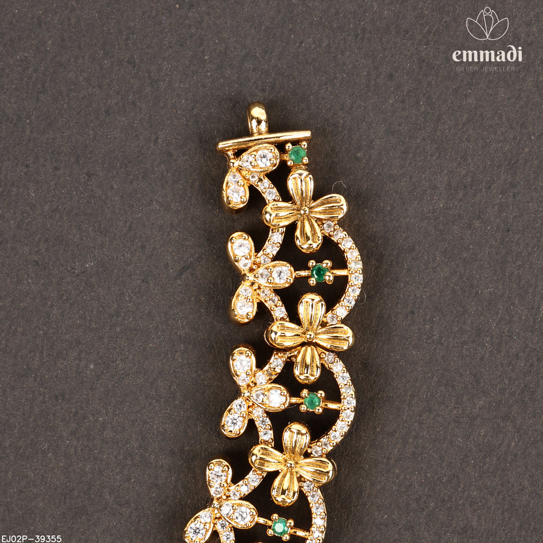 Short Necklace Antique