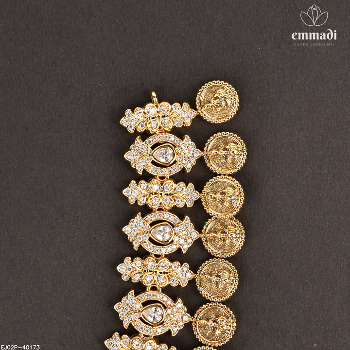 Short Necklace Antique