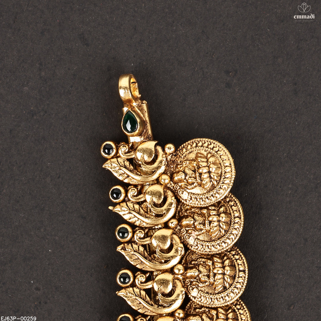 Short Necklace Antique