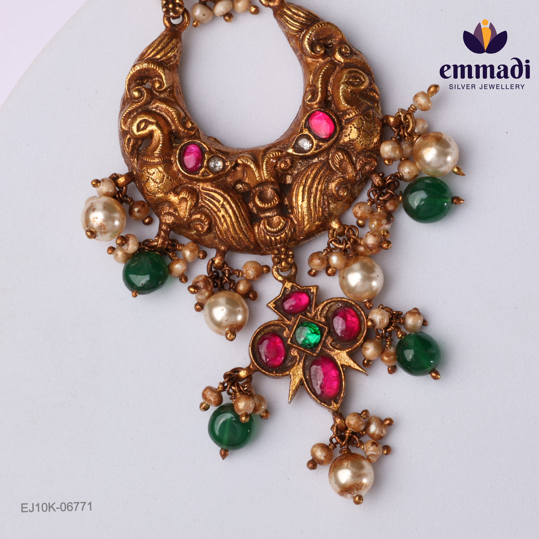Hangings Kundan Nakshi