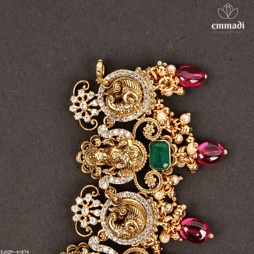 Short Necklace Antique