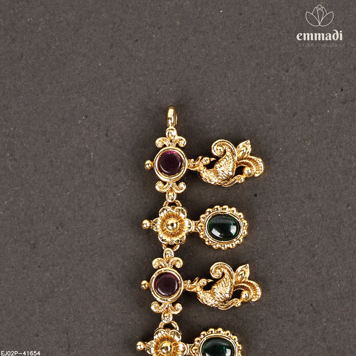 Short Necklace Antique