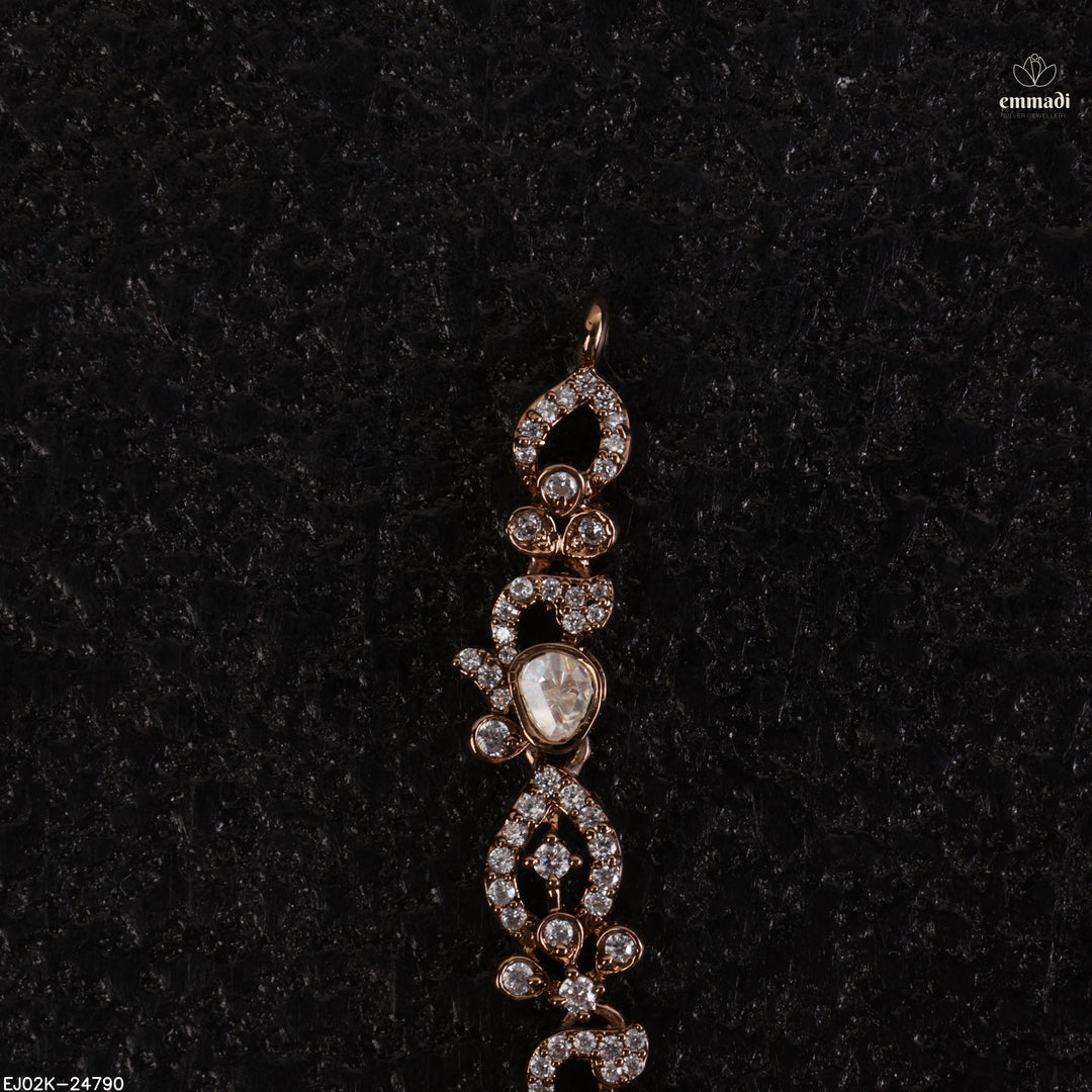 Short Necklace Victorian