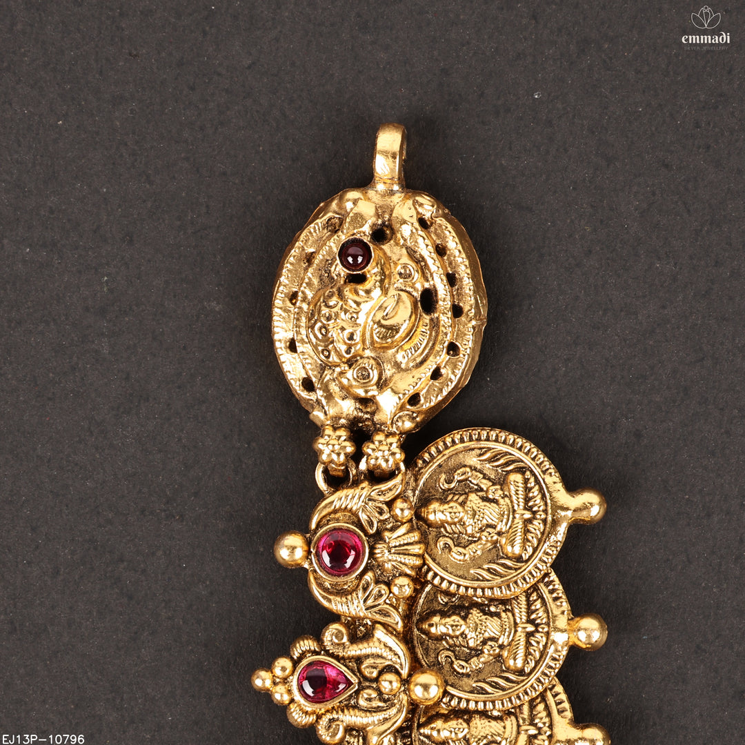 Short Necklace Antique