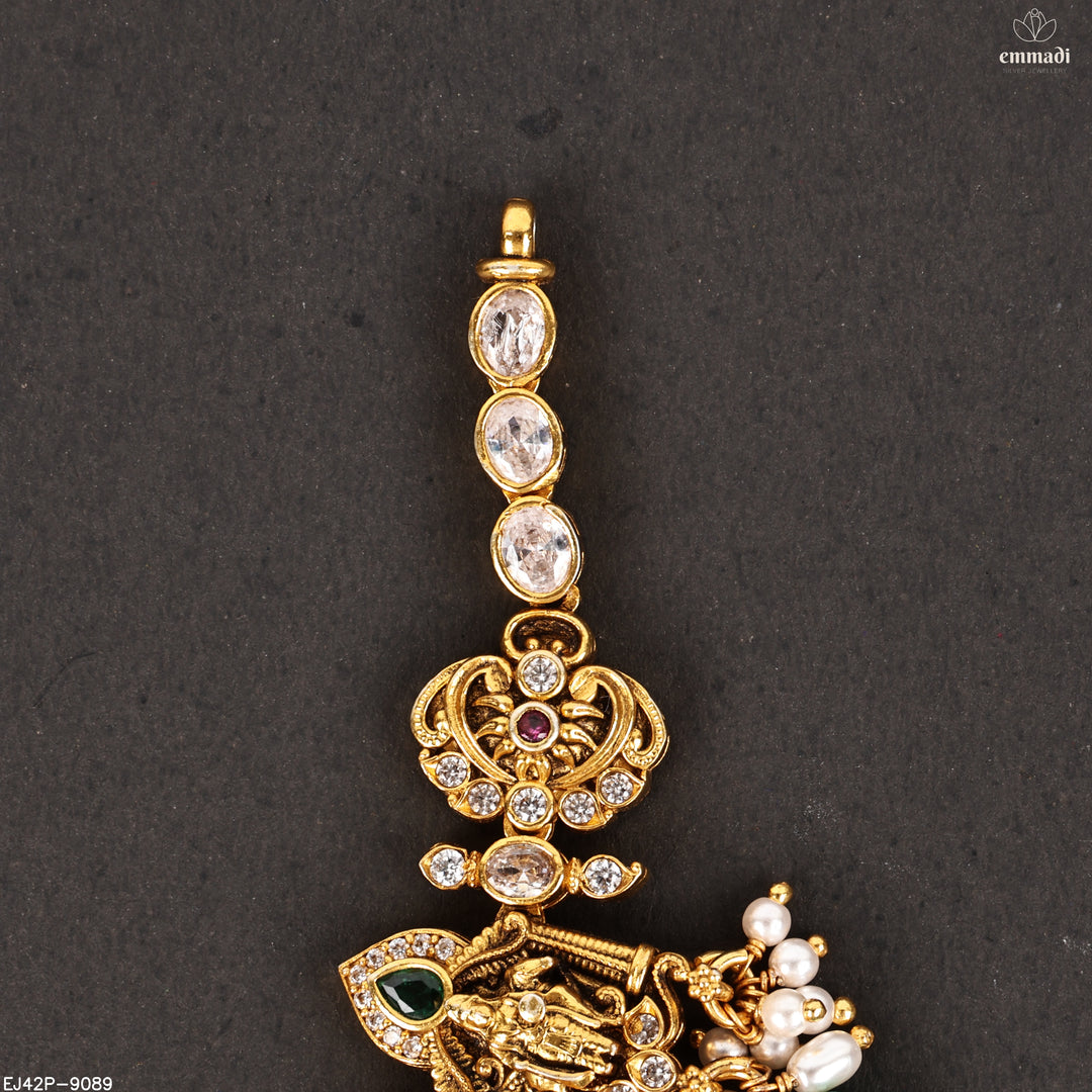 Short Necklace Antique