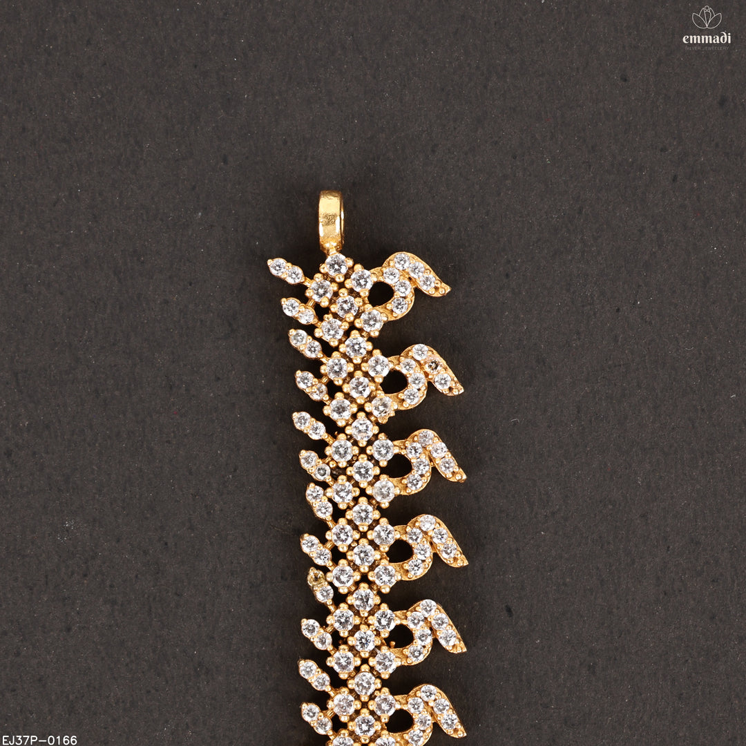 Short Necklace Antique