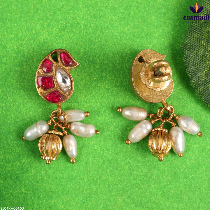 Hangings Kundan