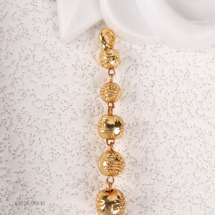 Short Necklace Antique