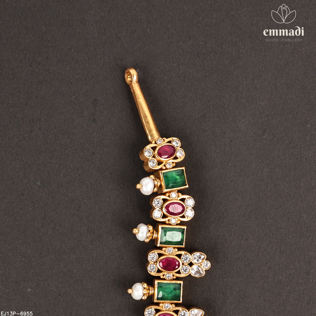 Short Necklace Antique