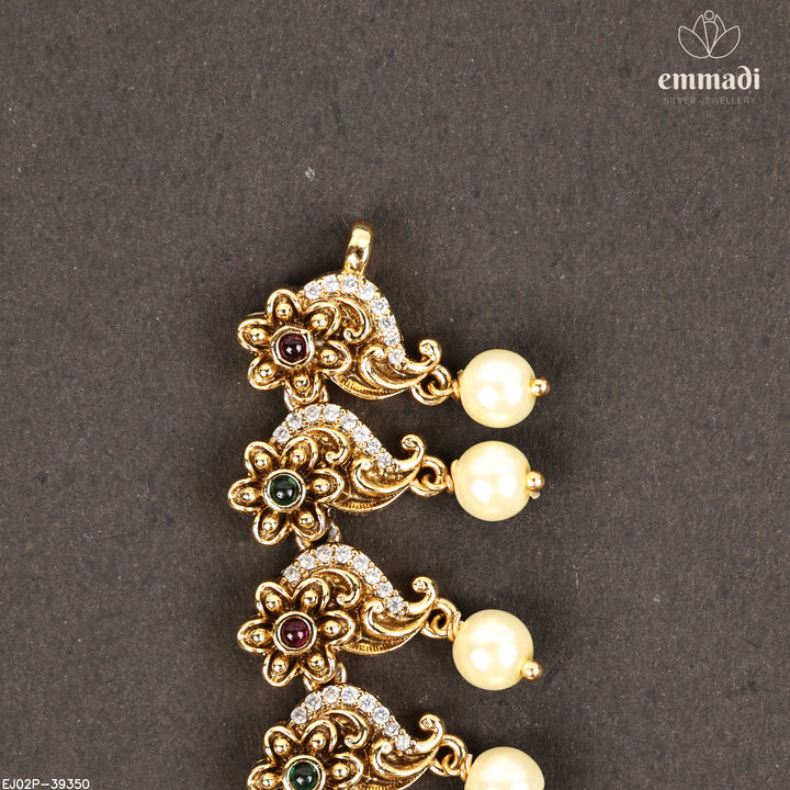 Short Necklace Antique