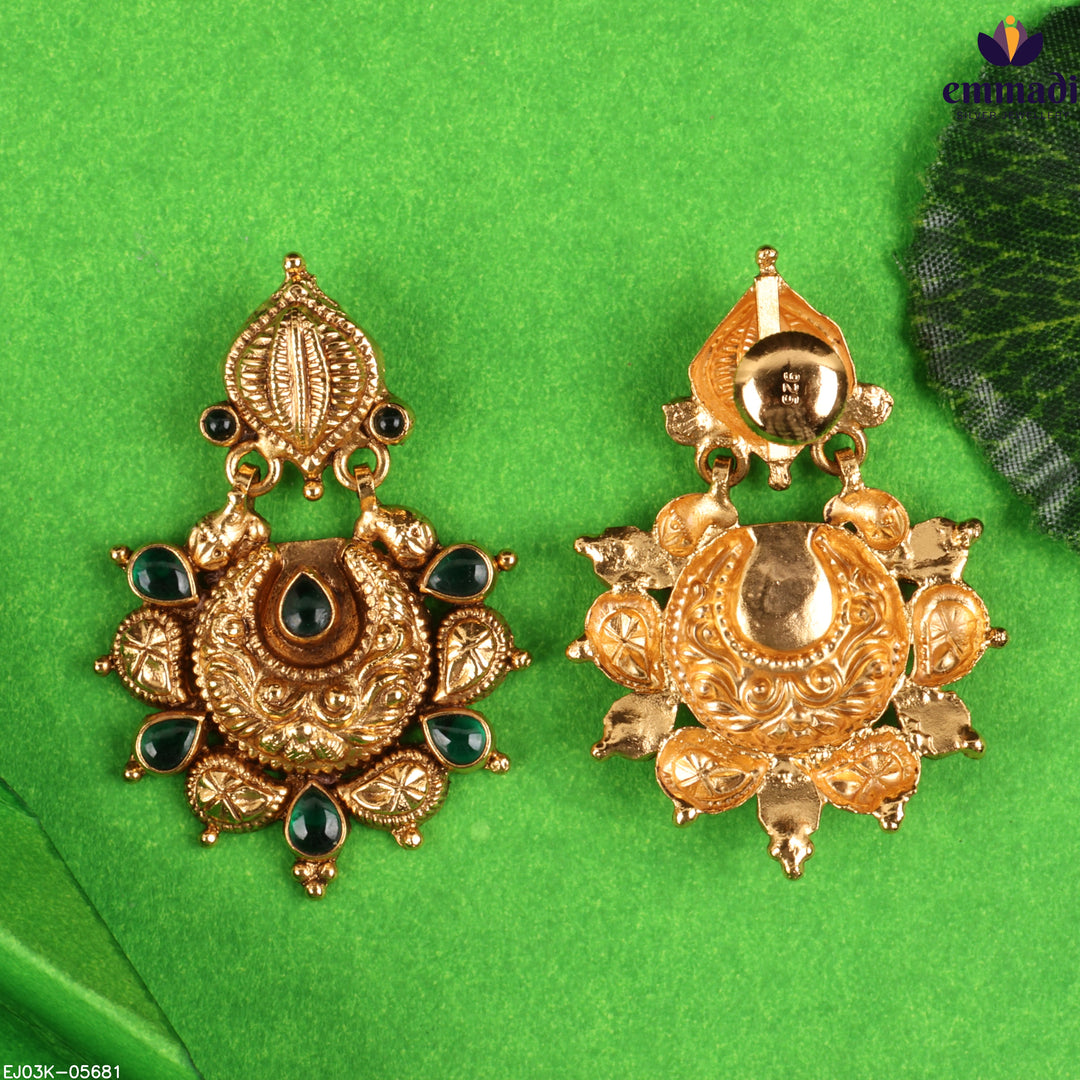 Hangings Kundan Nakshi