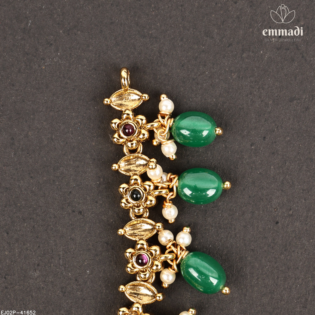 Short Necklace Antique