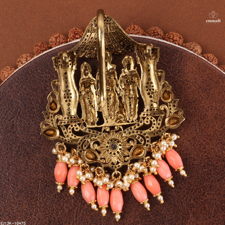 Pendant Antique