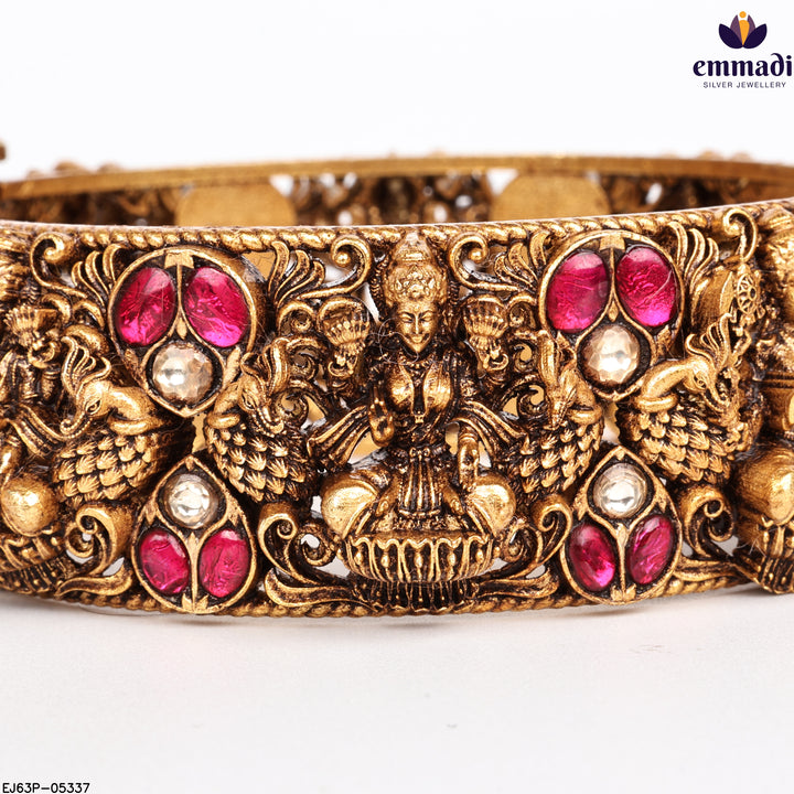 Bangles Kundan Nakshi