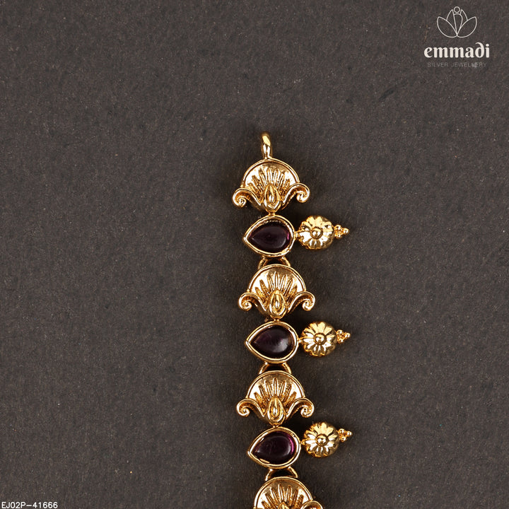 Short Necklace Antique