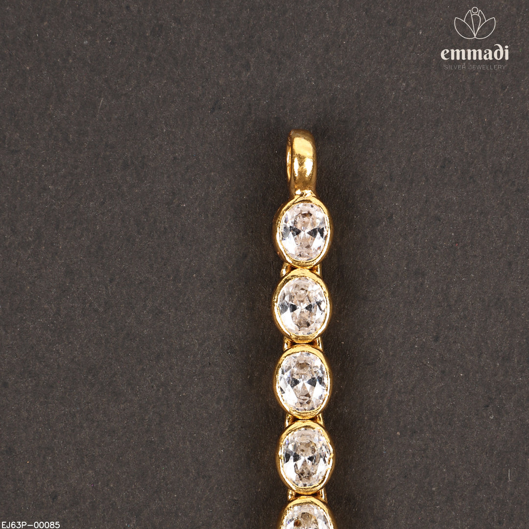 Short Necklace Antique