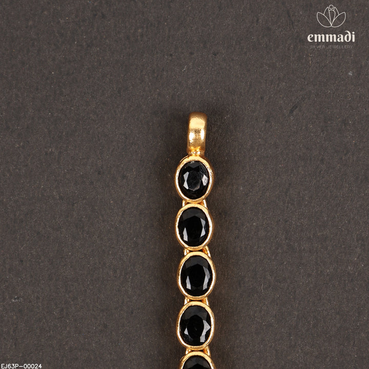 Short Necklace Antique